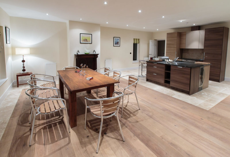 Mini Manor Kitchen