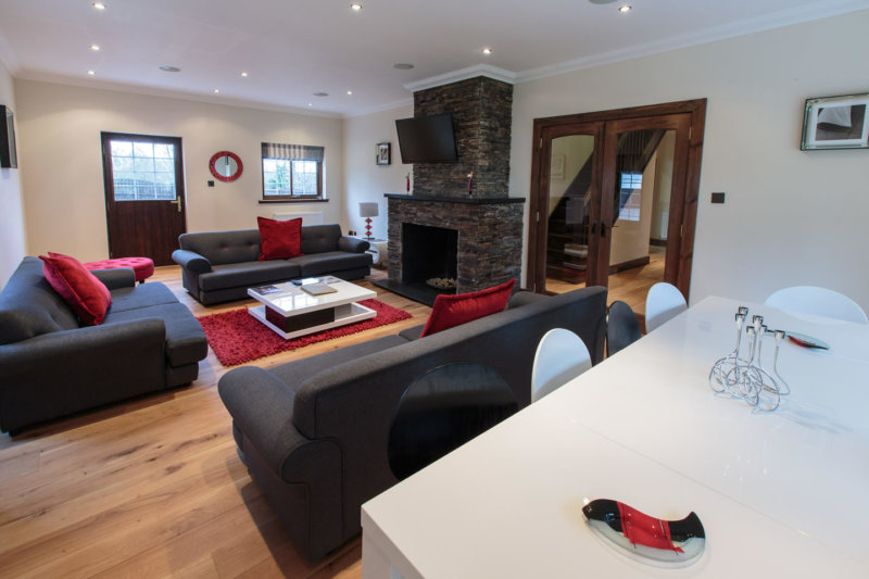 Mini Manor Living Room